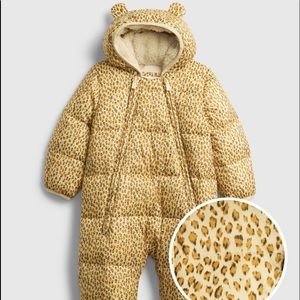 Brand New Gap Baby snowsuit